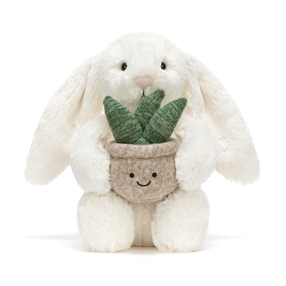 Cream Bunny mit Pflanze Cream Bunny mit Pflanze
